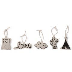 Figures à suspendre en toile Love - 5 pcs