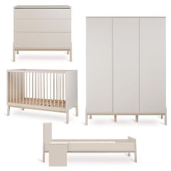 Chambre bébé Ashi : lit 60 x 120 cm + commode + armoire XL 3 portes + kit Junior