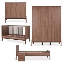 Chambre bébé Ashi : lit 70 x 140 cm + commode + armoire XL 3 portes + kit Junior