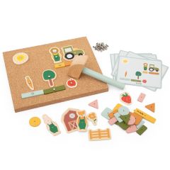 Jeu de clous en bois