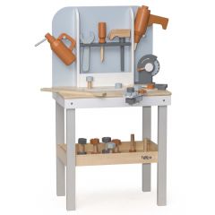 Etabli en bois avec outils