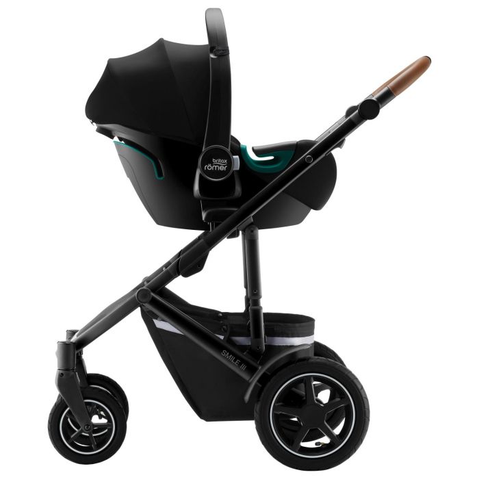 Siège-auto Baby-Safe 3 i-Size avec base Flex iSense de Britax-Romer