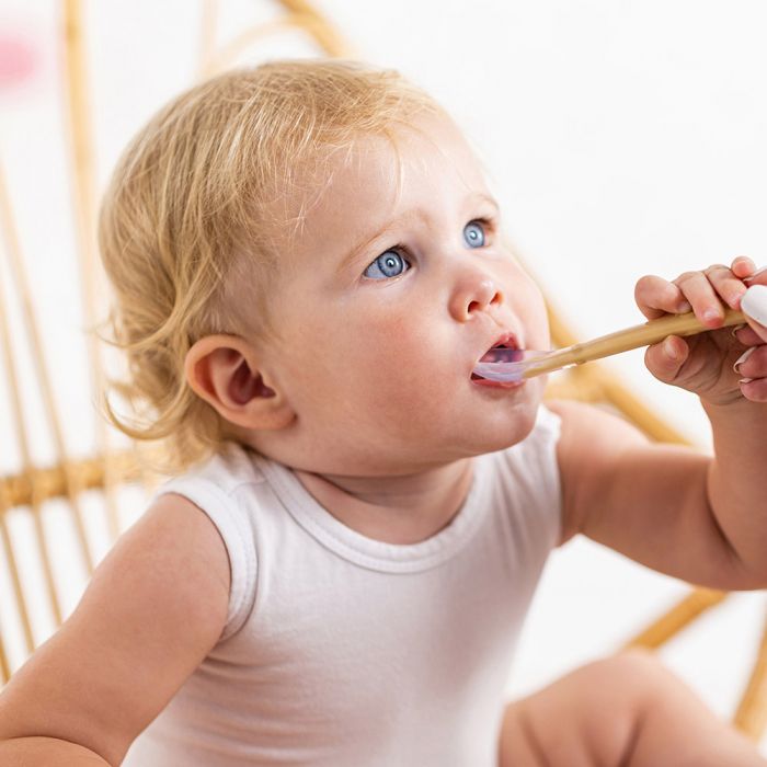 Cuillere Bebe 1er Age (4 PCS) – cuillère bébé en Silicone – Cuillère  Incurvée Souple pour Les Repas de Bébé de Plus de 1 Mois – Qualite Garantie  : : Bébé et Puériculture