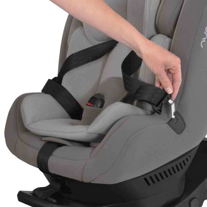 Nuna hot sale rebl plus