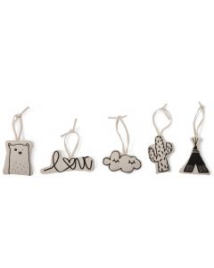 Figures à suspendre en toile Love - 5 pcs