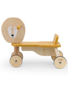 Velo d equilibre en bois de Trixie