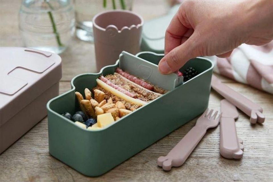 boîte à lunch de Done by Deer